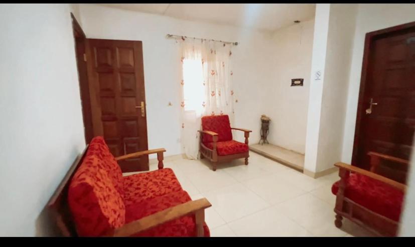 Zunox Guest House Фрітаун Екстер'єр фото