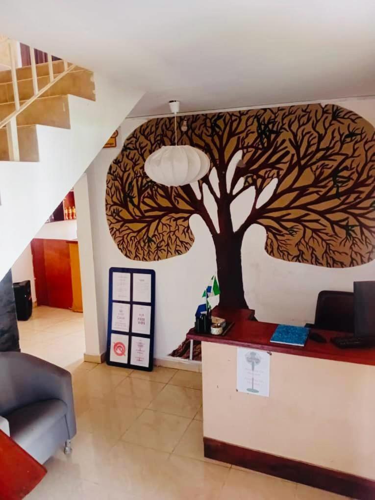 Zunox Guest House Фрітаун Екстер'єр фото